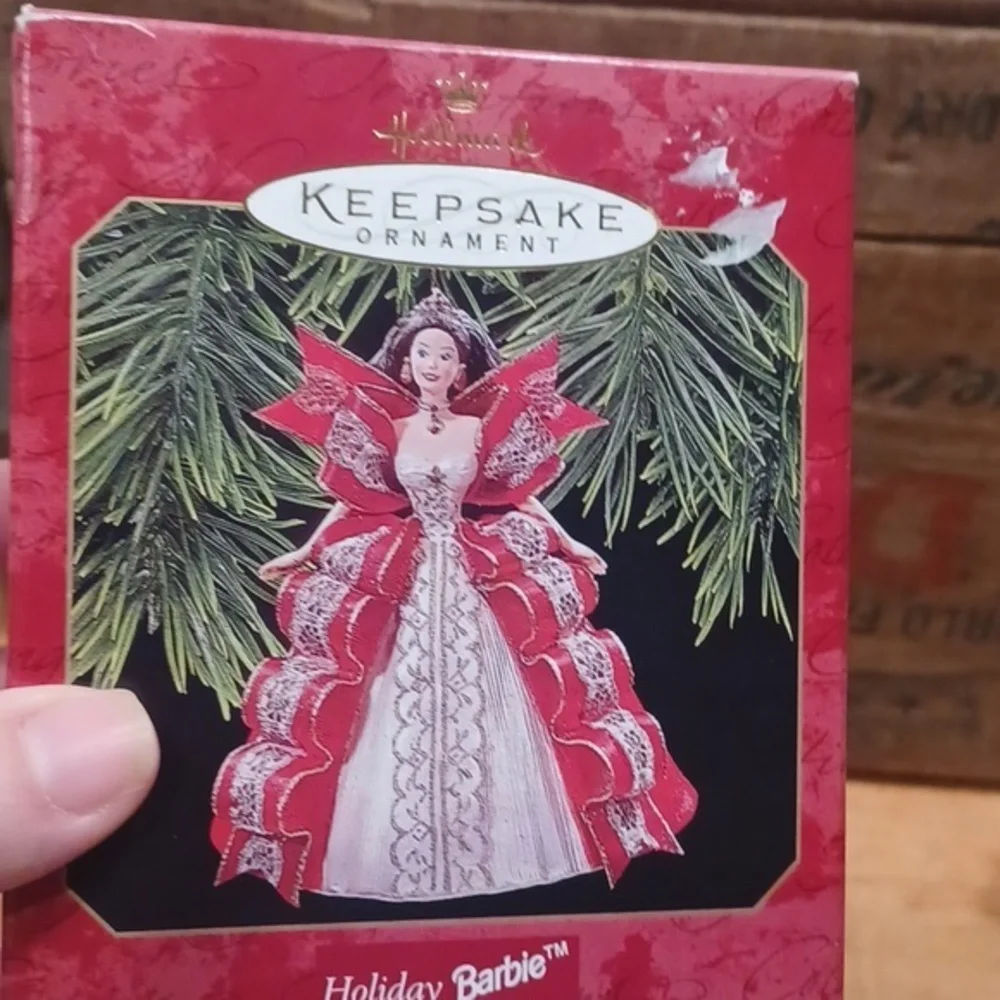 Holiday Barbie Ornament Hallmark Collector's Series‎ 1997 with box